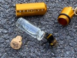 Bee Revival Kit - Butterfly & Bee Reviver, Keychain, Black Or Gold 35 Bee Revival Kit - Butterfly & Bee Reviver, Keychain, Black Or Gold -Zero Waste Store beevive bee revival kit butterfly bee reviver keychain black or gold 32409869353071