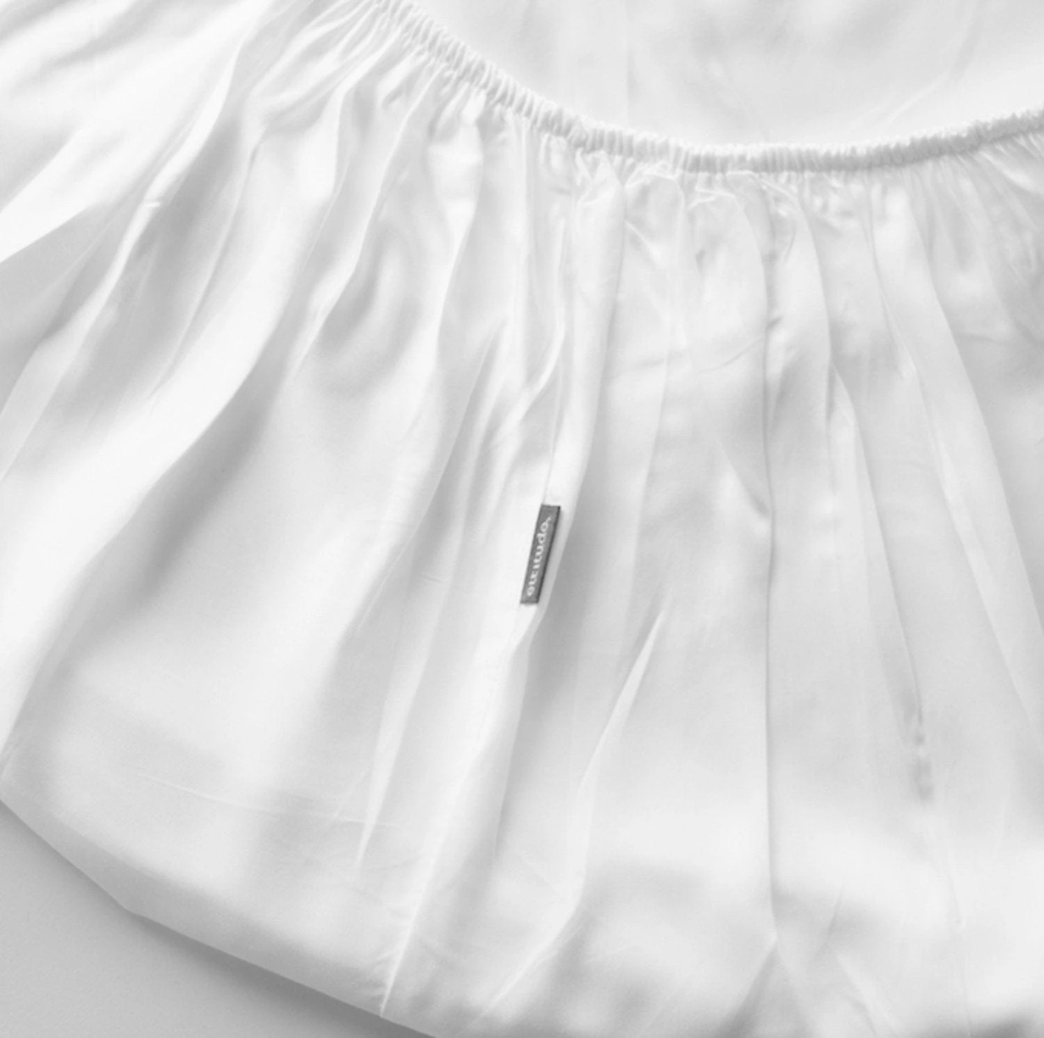 Bamboo Crib Mattress Protector 3 Bamboo Crib Mattress Protector - Image 3