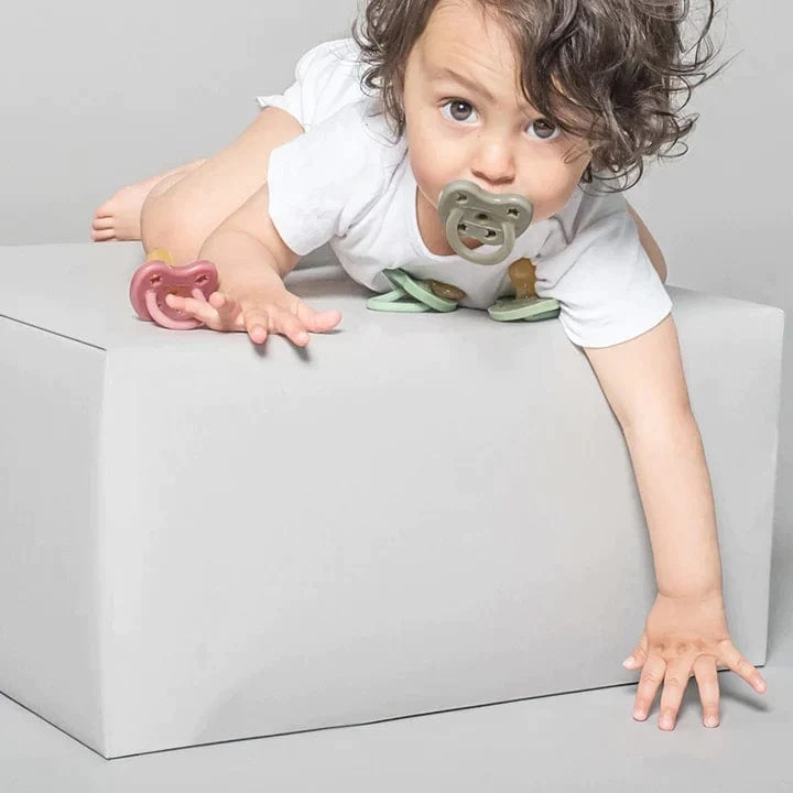 Hevea Orthodontic Natural Rubber Pacifier - 3-36 Months 5 Hevea Orthodontic Natural Rubber Pacifier - 3-36 Months - Image 5