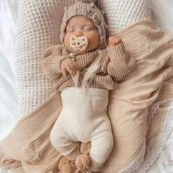 Hevea Newborn Orthodontic Natural Rubber Pacifier - 0-3 Months -Zero Waste Store hevea newborn orthodontic natural rubber pacifier 3 color options 33242420969583