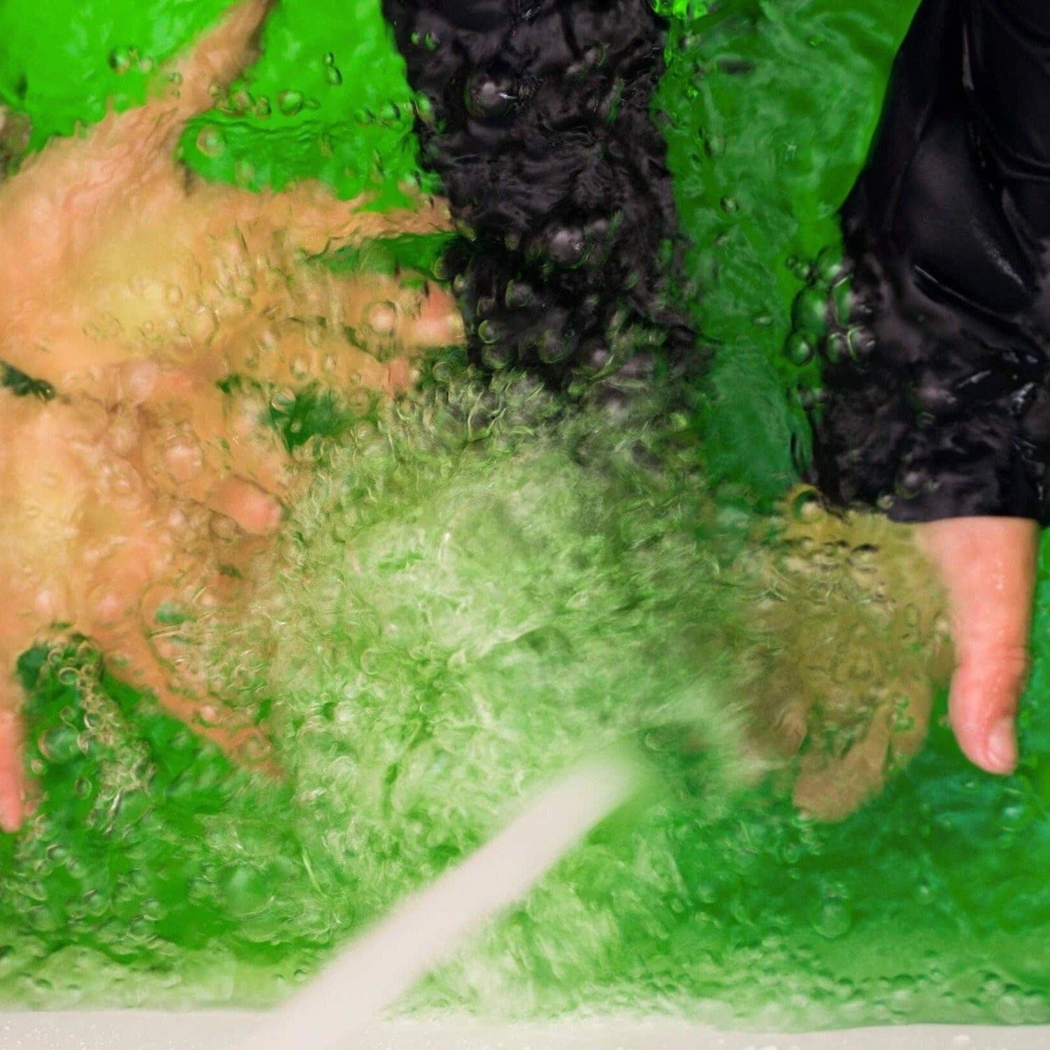 All Natural Fizzing Bath Drops 3 All Natural Fizzing Bath Drops - Image 3