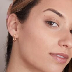 Reversible Midi Gold Hoop With White Topaz -Zero Waste Store sara patino jewelry reversible midi gold hoop with white topaz 59439071789425