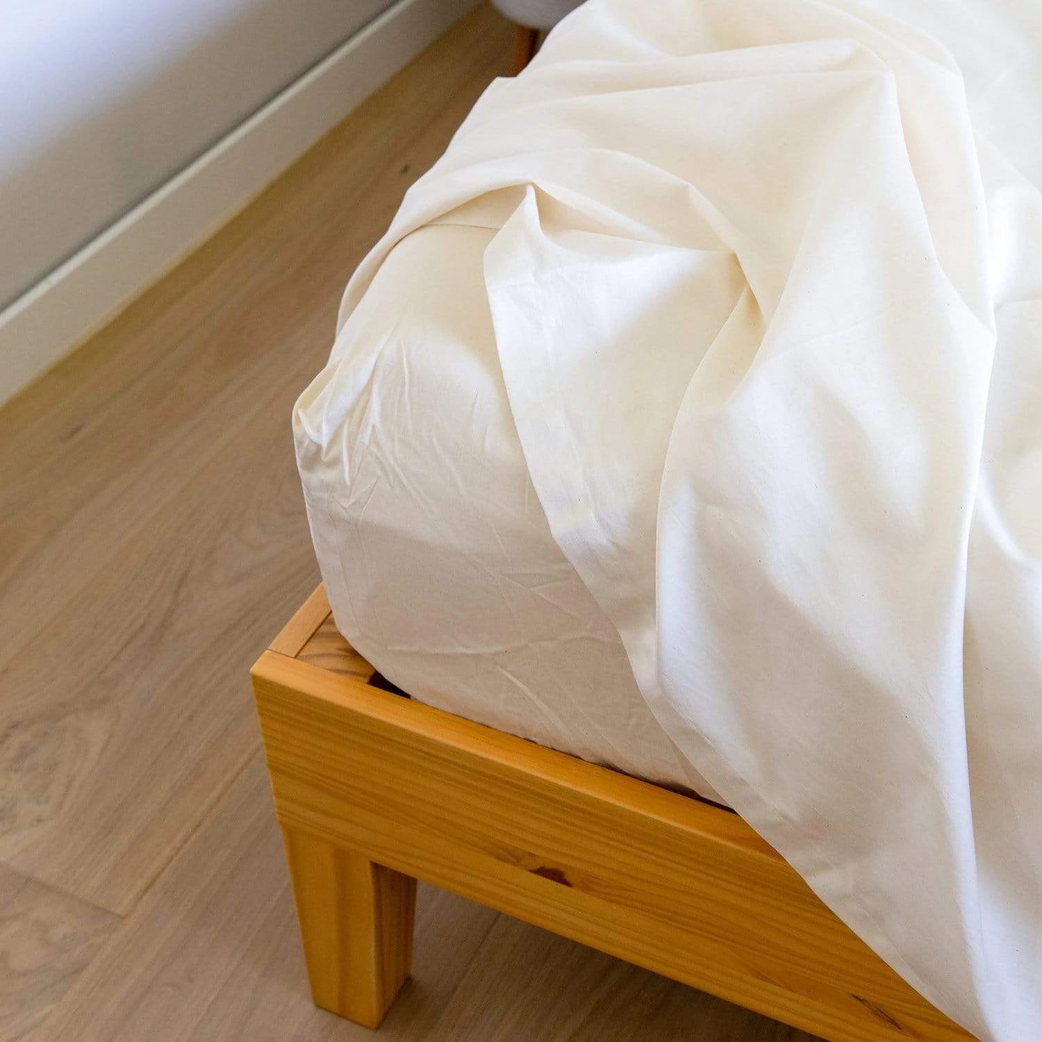 Organic Cotton Fitted Sheet 2 Organic Cotton Fitted Sheet - Image 2