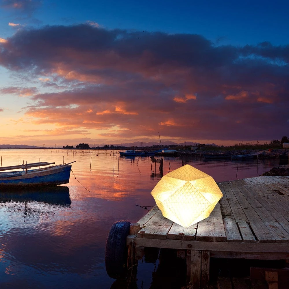 Solar-Powered Light + Power Bank: Solar QWNN 18 Solar-Powered Light + Power Bank: Solar QWNN - Image 18